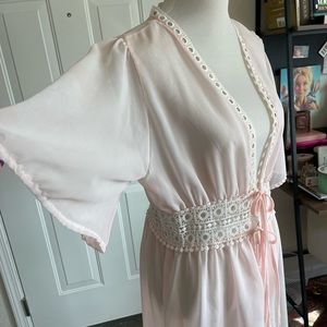 Vintage Sheer Pink Duster/Robe XL Volup Lace Details